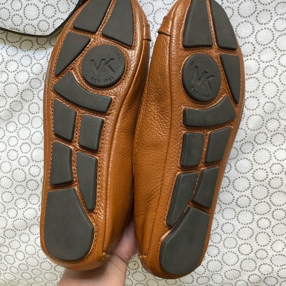 LEATHER MICHAEL KORS MOCCASINS 🟤 - Picture 2 of 4